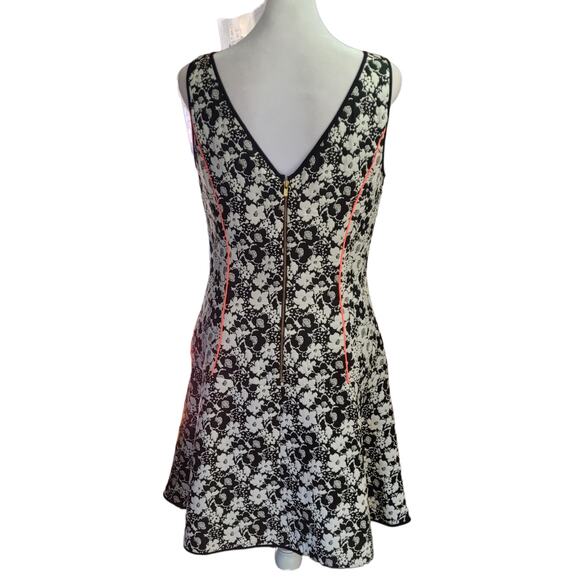 BANANA REPUBLIC Fit Flare Floral Dress 6 Black White Neon Pink Balletcore Party - Picture 3 of 6